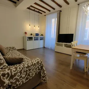 Maison Carolina Roma